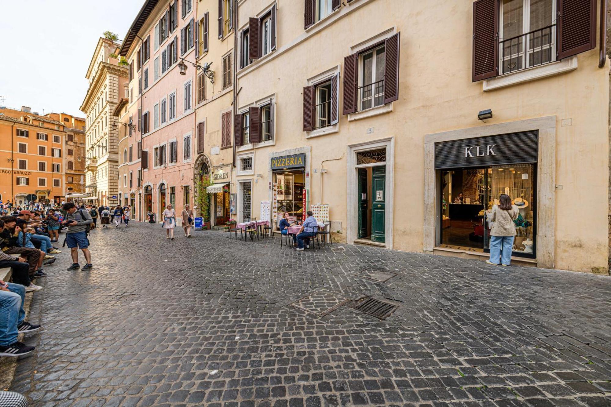 Deluxe Apartments Pantheon Roma Exterior foto